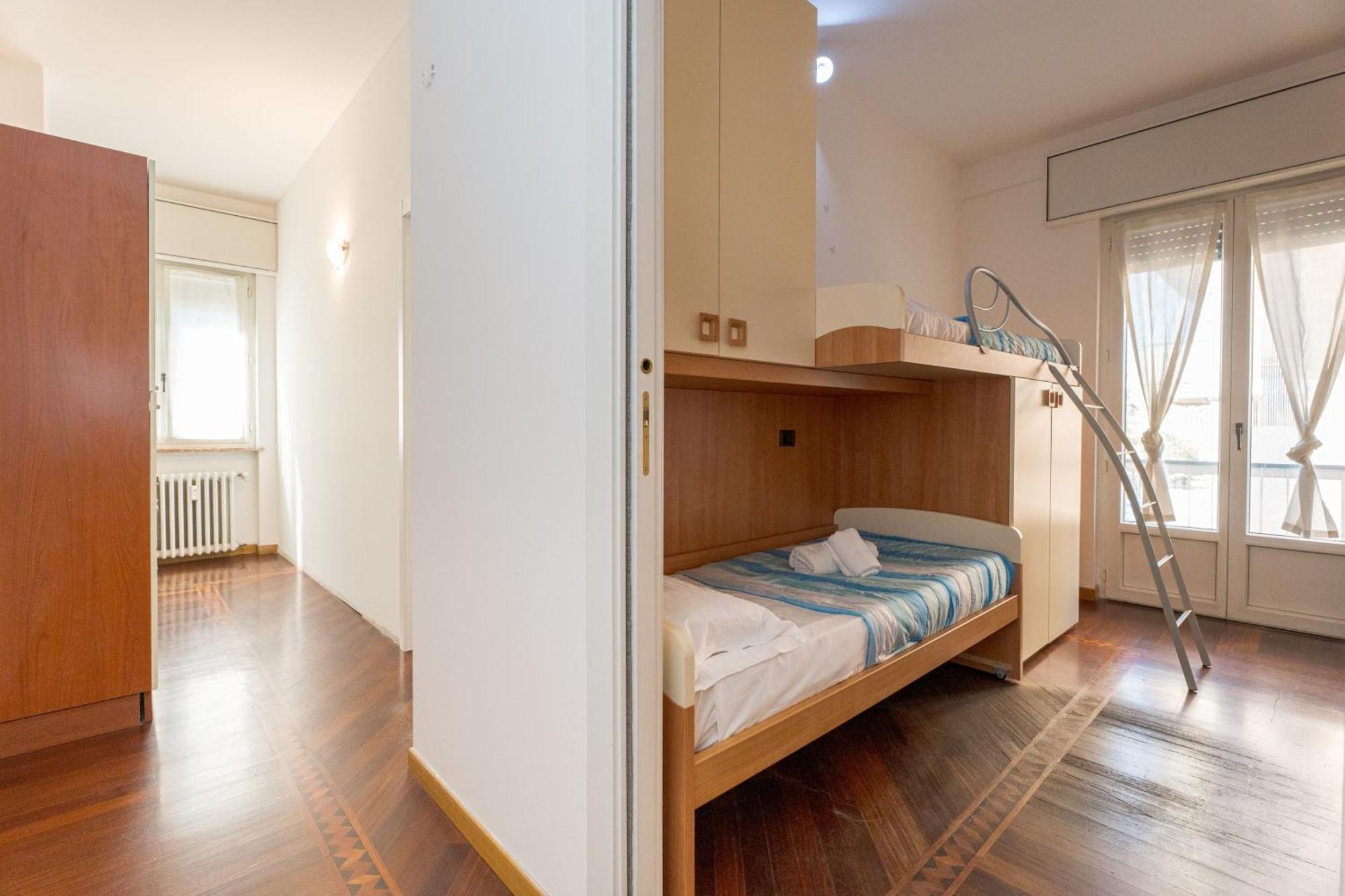 Station's Apartment *