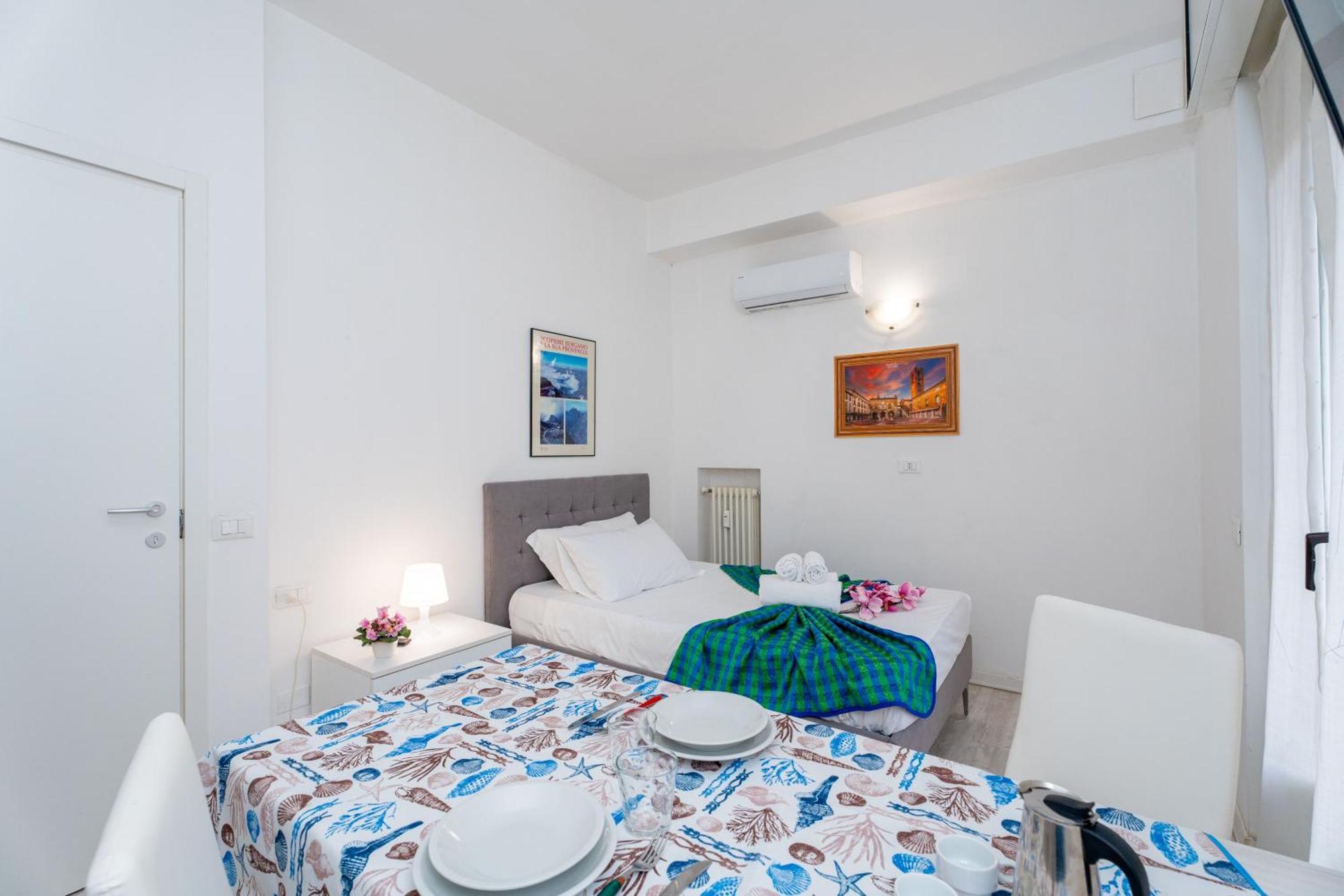 Station's Apartment