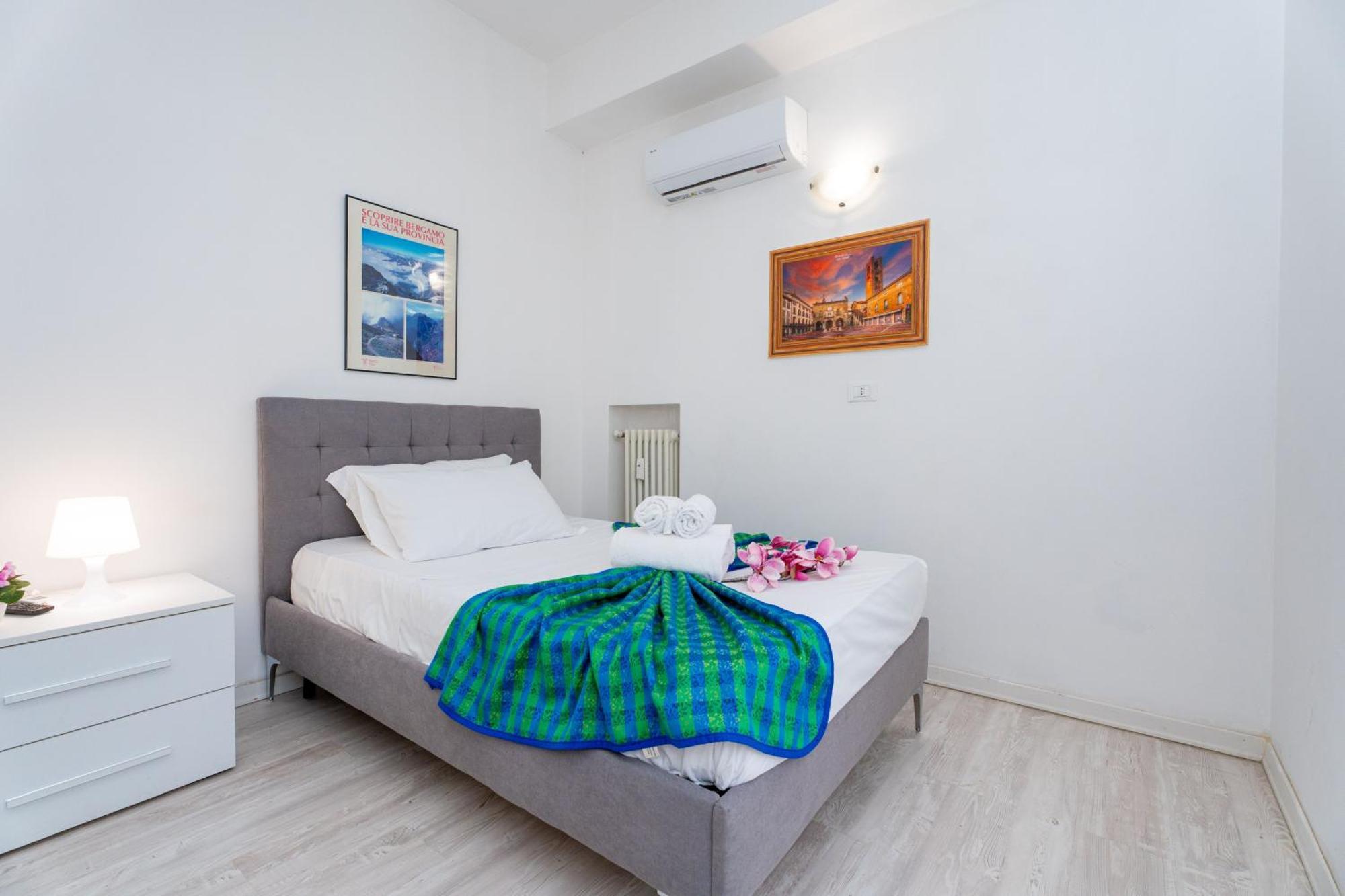 Station's Apartment *